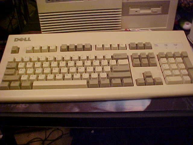 A dell AT101w keyboard